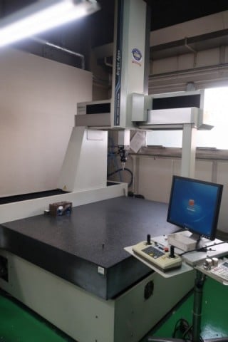 三次元測定器